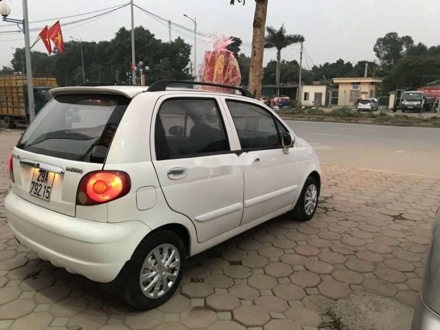 Cần bán gấp Daewoo Matiz năm sản xuất 2007 còn mới0