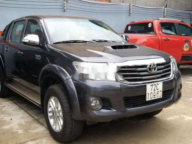 Bán Toyota Hilux sản xuất 2013, nhập khẩu nguyên chiếc0