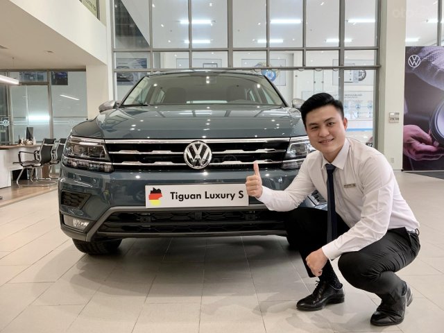 Volkswagen Tiguan Luxury 2021 - màu cực độc và hiếm - xanh Petro