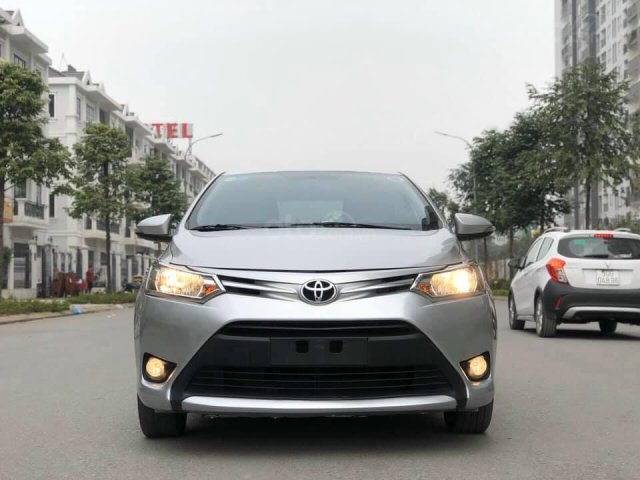 Bán xe Toyota Vios sản xuất năm 2018, màu bạc, giá tốt0