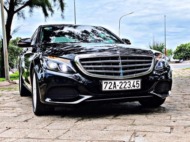 Bán ô tô Mercedes C class C250 đời 2016, màu đen0