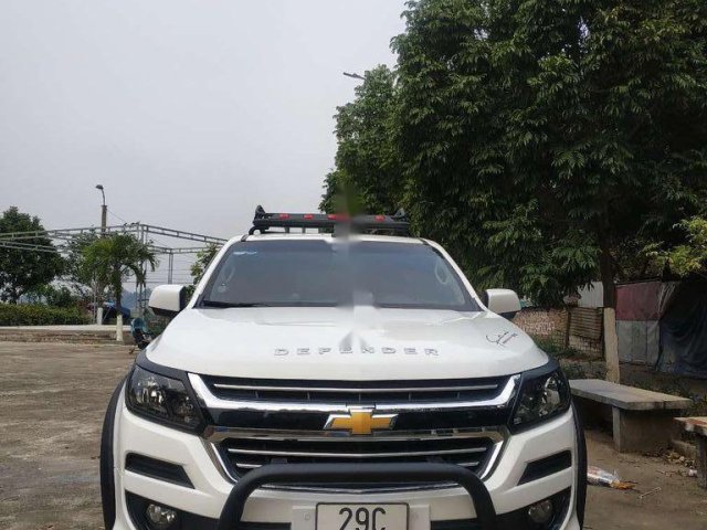 Cần bán xe Chevrolet Colorado đời 2018, màu trắng, xe nhập0