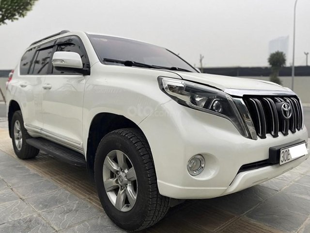 Bán Toyota Prado năm sản xuất 2014, màu trắng, nhập khẩu0