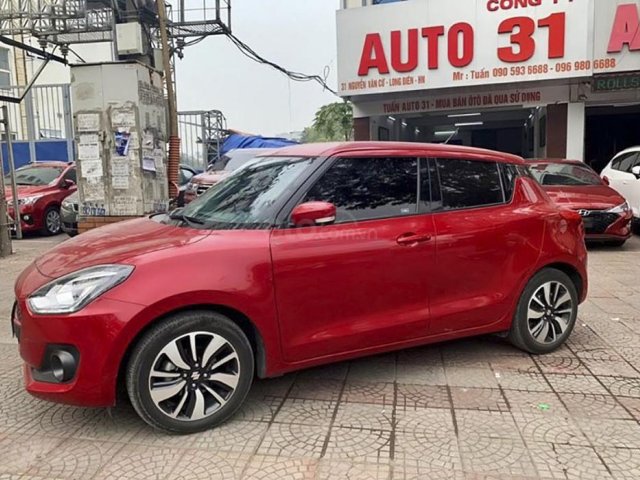 Bán xe Suzuki Swift sản xuất 2018, màu đỏ, nhập khẩu 0