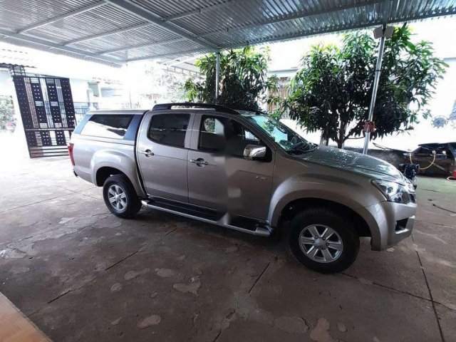 Bán Isuzu Dmax 2.5 số sàn năm sản xuất 2015, xe nhập, giá tốt0