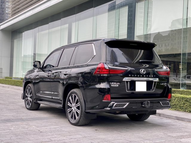 Xe Lexus LX 570S sản xuất năm 2019