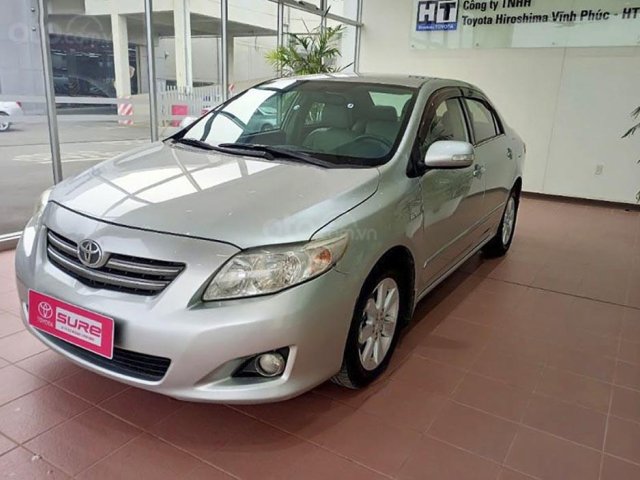 Xe Toyota Corolla Altis năm sản xuất 2009, màu bạc 