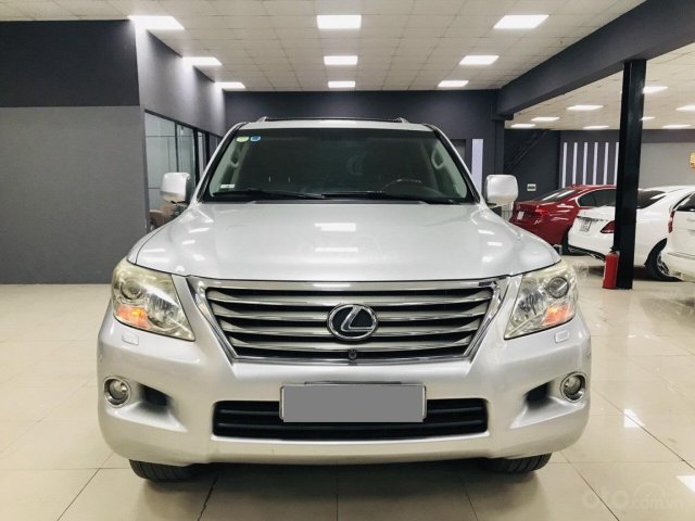 Bán gấp với giá ưu đãi chiếc Lexus LX570 model 20080