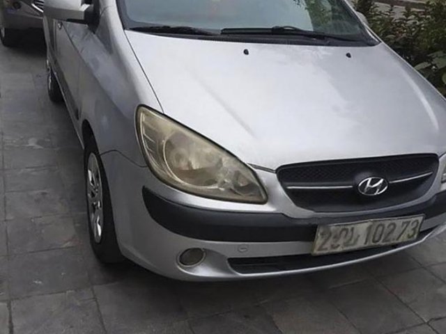 Cần bán lại xe Hyundai Getz năm sản xuất 2010, màu bạc, nhập khẩu còn mới, giá 143tr