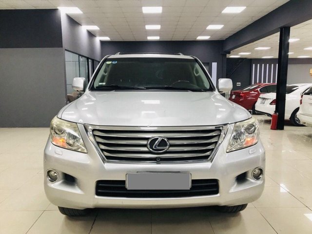 Bán ô tô Lexus LX570 sản xuất 2007, xe chính chủ còn mới0