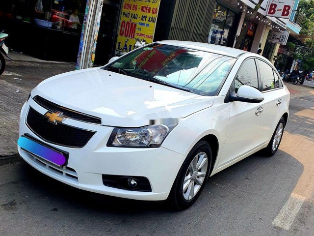 Xe Chevrolet Cruze sản xuất năm 2015, giá ưu đãi0