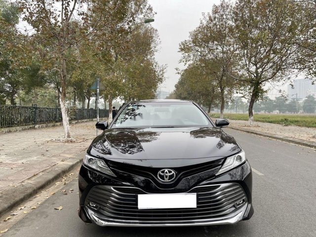 Bán Toyota Camry 2.5 Q năm 2019, nhập khẩu0