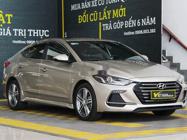 Bán xe Hyundai Elantra sản xuất năm 2018 còn mới0