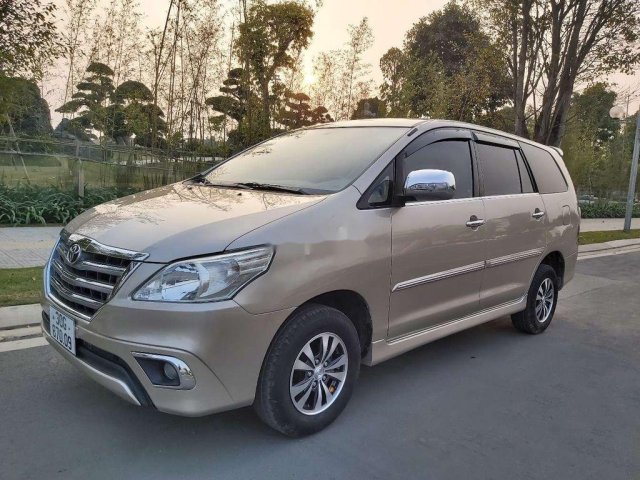 Xe Toyota Innova sản xuất 2014, xe một đời chủ giá ưu đãi0