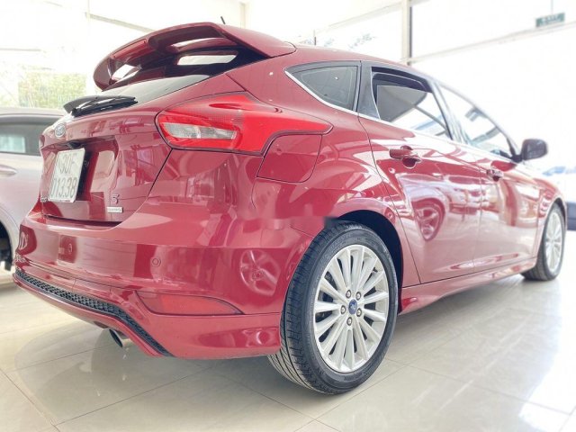 Bán xe Ford Focus sản xuất năm 2018 còn mới0