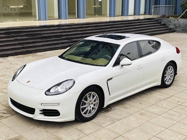 Cần bán lại xe Porsche Panamera đời 2014, màu trắng, nhập khẩu