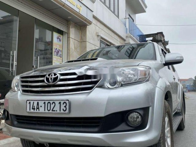 Cần bán lại xe Toyota Fortuner năm sản xuất 2013 giá cạnh tranh0