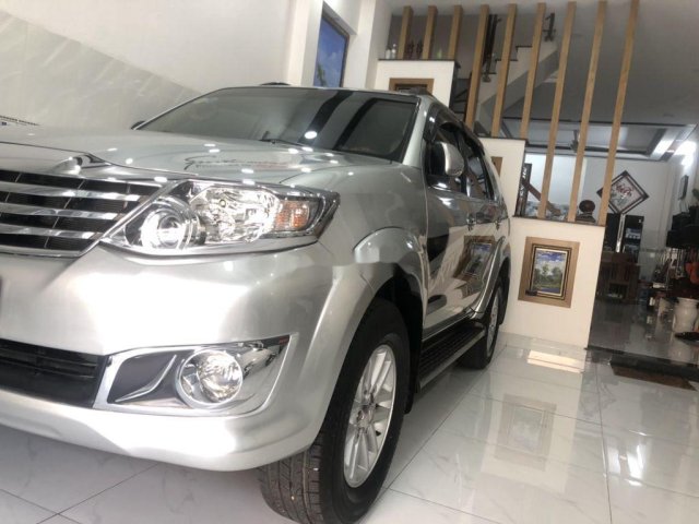 Cần bán lại xe Toyota Fortuner năm sản xuất 2013, giá thấp, động cơ ổn định 0