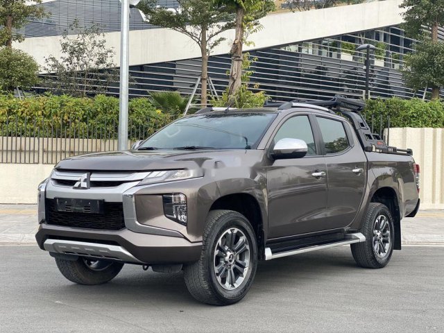 Cần bán xe Mitsubishi Triton 2018, màu xám, nhập khẩu 0