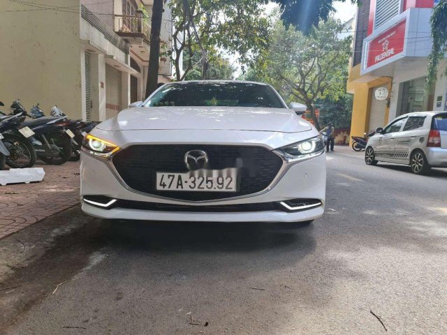 Cần bán lại xe Mazda 3 sản xuất năm 2020, nhập khẩu nguyên chiếc, giá tốt