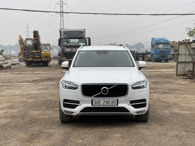 Bán nhanh chiếc Volvo XC90 model 2017, giá đẹp0