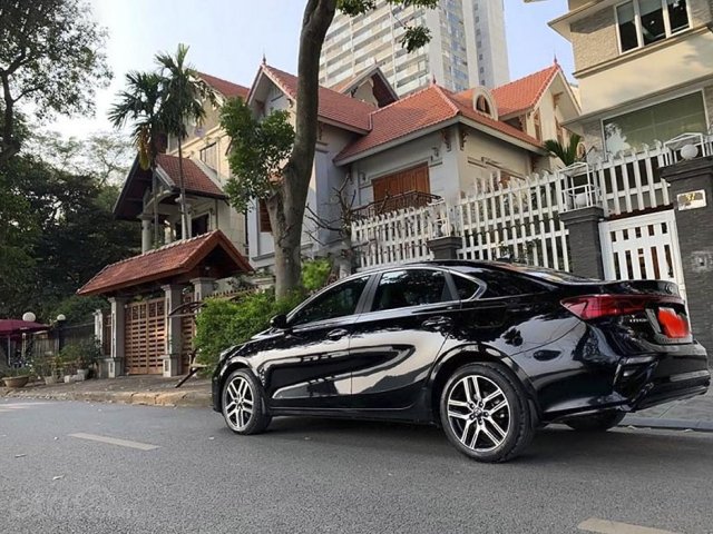 Xe Kia Cerato sản xuất năm 2018, màu đen còn mới