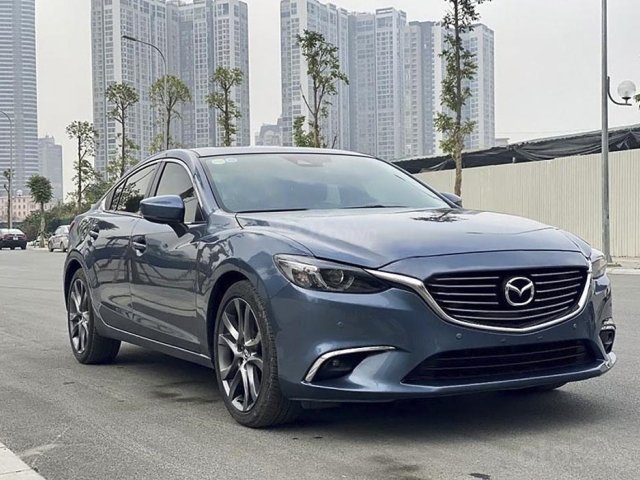 Bán Mazda 6 năm 2017, màu xanh lam0