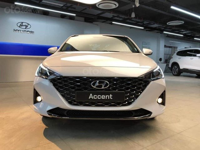 Bán ô tô Hyundai Accent đời 2021 mới, màu trắng, giá ưu đãi0