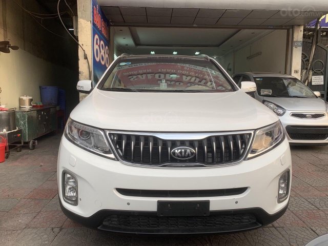 Cần bán Kia Sorento DATH bản full sản xuất năm 20180