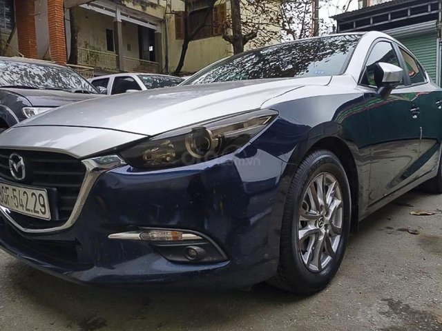 Cần bán gấp Mazda 3 1.5 AT năm 2018, màu xanh lam, 625tr