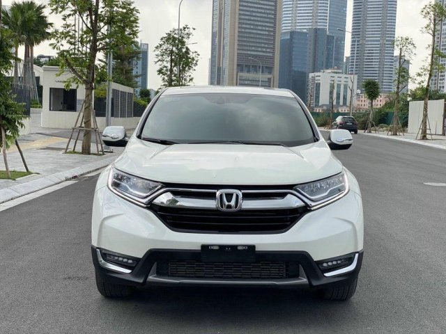 Cần bán gấp Honda CR V 1.5Turbo siêu lướt 6000 km sản xuất 2019, nhập khẩu nguyên chiếc