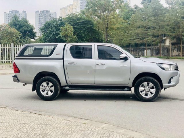 Cần bán xe Toyota Hilux sản xuất năm 2016, nhập khẩu nguyên chiếc0