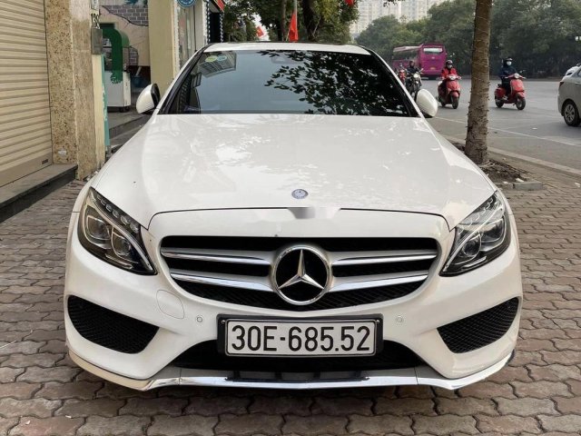 Cần bán Mercedes C250 AMG sản xuất 2015, nhập khẩu