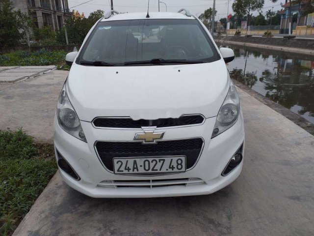 Cần bán gấp Chevrolet Spark năm sản xuất 2013, giá ưu đãi0