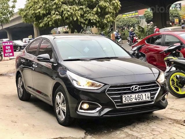 Bán ô tô Hyundai Accent 2020, màu đen còn mới, giá tốt