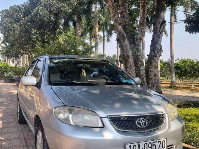 Xe Toyota Vios sản xuất 2005 còn mới giá cạnh tranh0