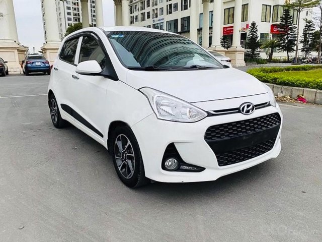 Bán ô tô Hyundai Grand i10 sản xuất năm 2019, màu trắng 0