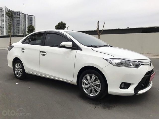 Bán Toyota Vios 1.5E CVT sản xuất 2017, màu trắng còn mới