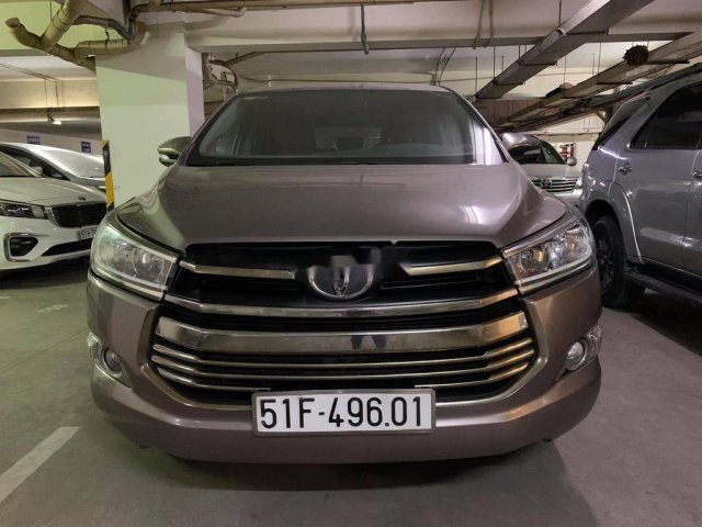 Cần bán xe Toyota Innova năm sản xuất 2017, nhập khẩu