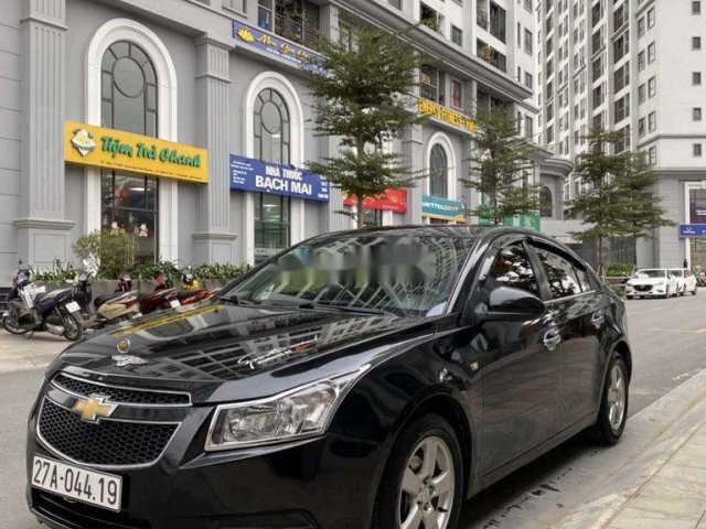 Cần bán gấp Chevrolet Cruze sản xuất năm 2011, nhập khẩu nguyên chiếc còn mới