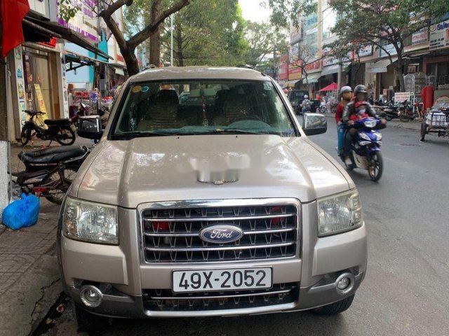 Cần bán Ford Everest sản xuất năm 2007 còn mới, giá tốt0