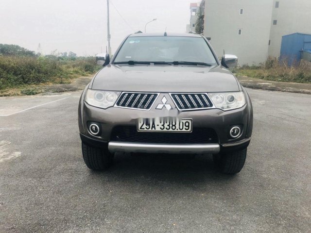 Bán ô tô Mitsubishi Pajero sản xuất 2011, màu xám0