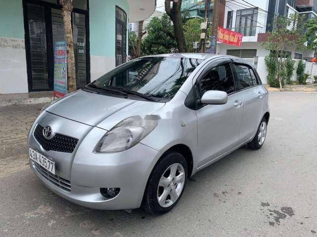 Bán xe Toyota Yaris năm 2007, màu bạc, nhập khẩu còn mới