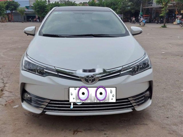 Cần bán gấp Toyota Coralla Altis sản xuất năm 2019