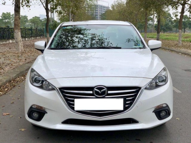 Cần bán Mazda 3 1.5 AT sản xuất năm 2015 xe gia đình, giá chỉ 525 triệu