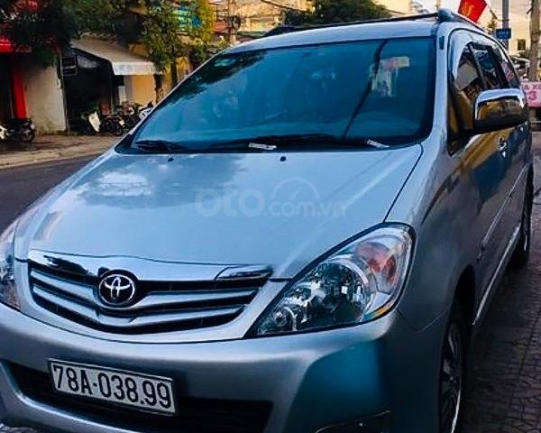 Bán Toyota Innova năm 2009, màu bạc, giá thấp, động cơ ổn định 