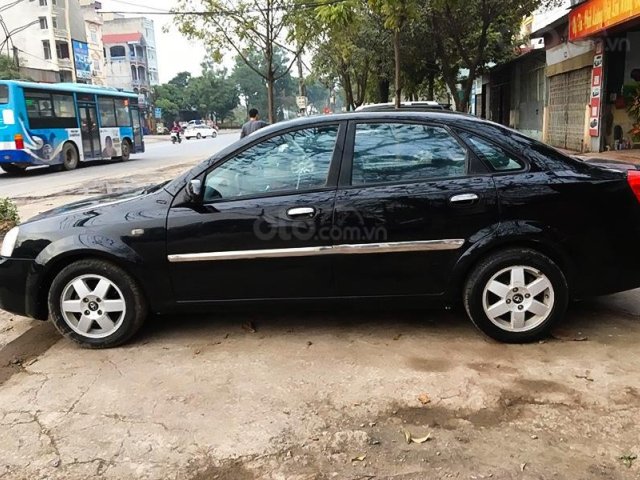 Xe Daewoo Lacetti 1.8 MT sản xuất năm 2004, màu đen