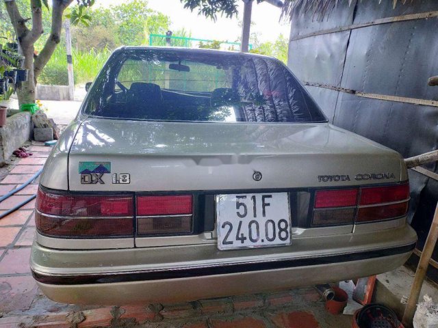 Cần bán xe Toyota Corona sản xuất 1990, xe nhập còn mới