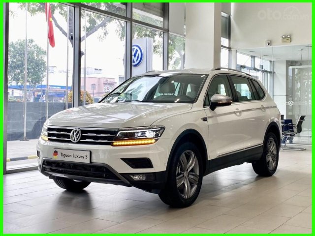 Cập nhật hôm nay giá lăn bánh & khuyến mãi xe Tiguan Luxury S 2021 màu trắng, phiên bản cao cấp nhất, liên hệ Mr Thuận