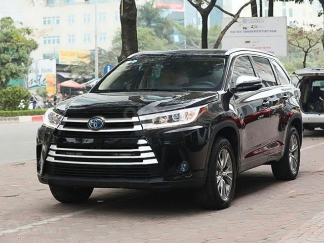 Cần bán xe Toyota Highlander đời 2017, màu đen, xe nhập